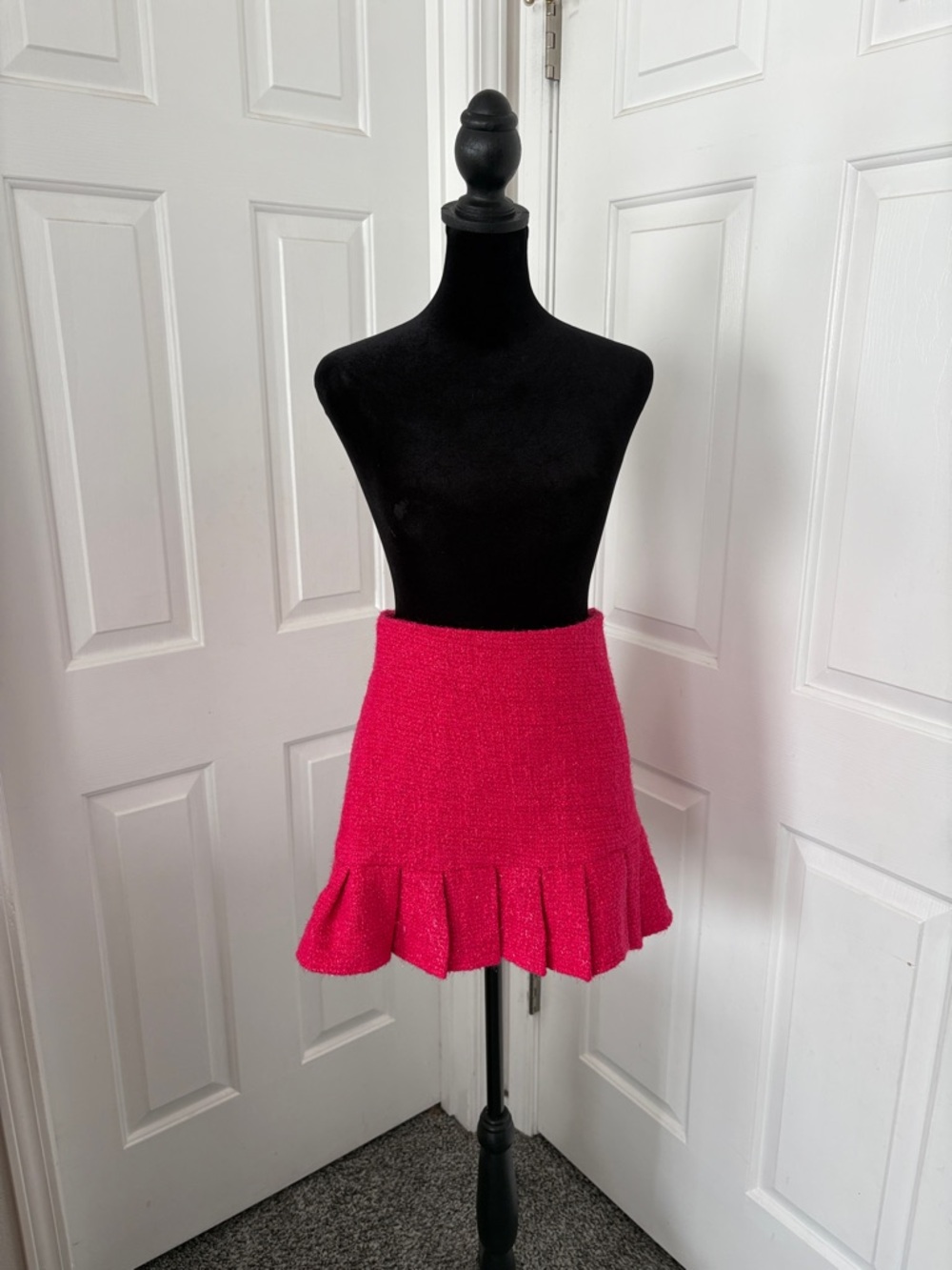 Forever 21 Hot Pink Ruffle-Hem Mini Skirt